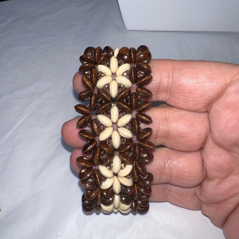 Vintage 1980s Wood Bead Stretch Elastic Bracelet